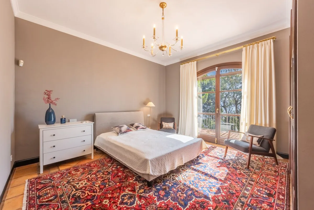 665ba098-46ac-4233-95c2-94f871a0f6fd