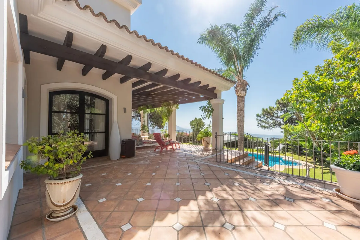 b9c7eaef-7c08-4b3c-ae2b-56d6ac4b0e2e