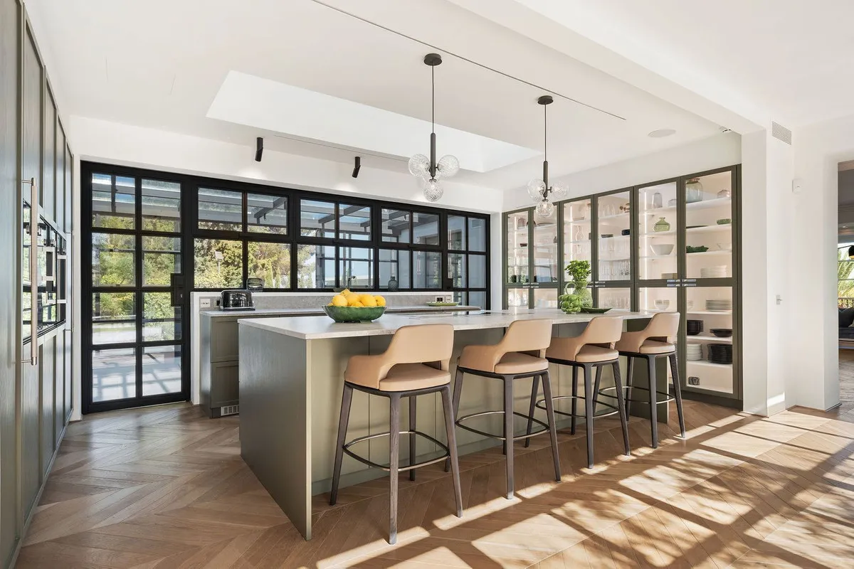 23cad757-b2eb-4849-bd19-dc93f1603f15