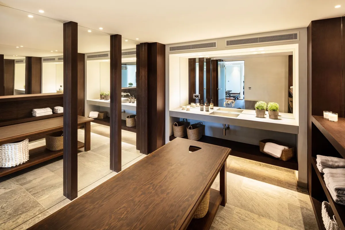 367bc75c-b5f5-43c3-81be-fcdf848f5517