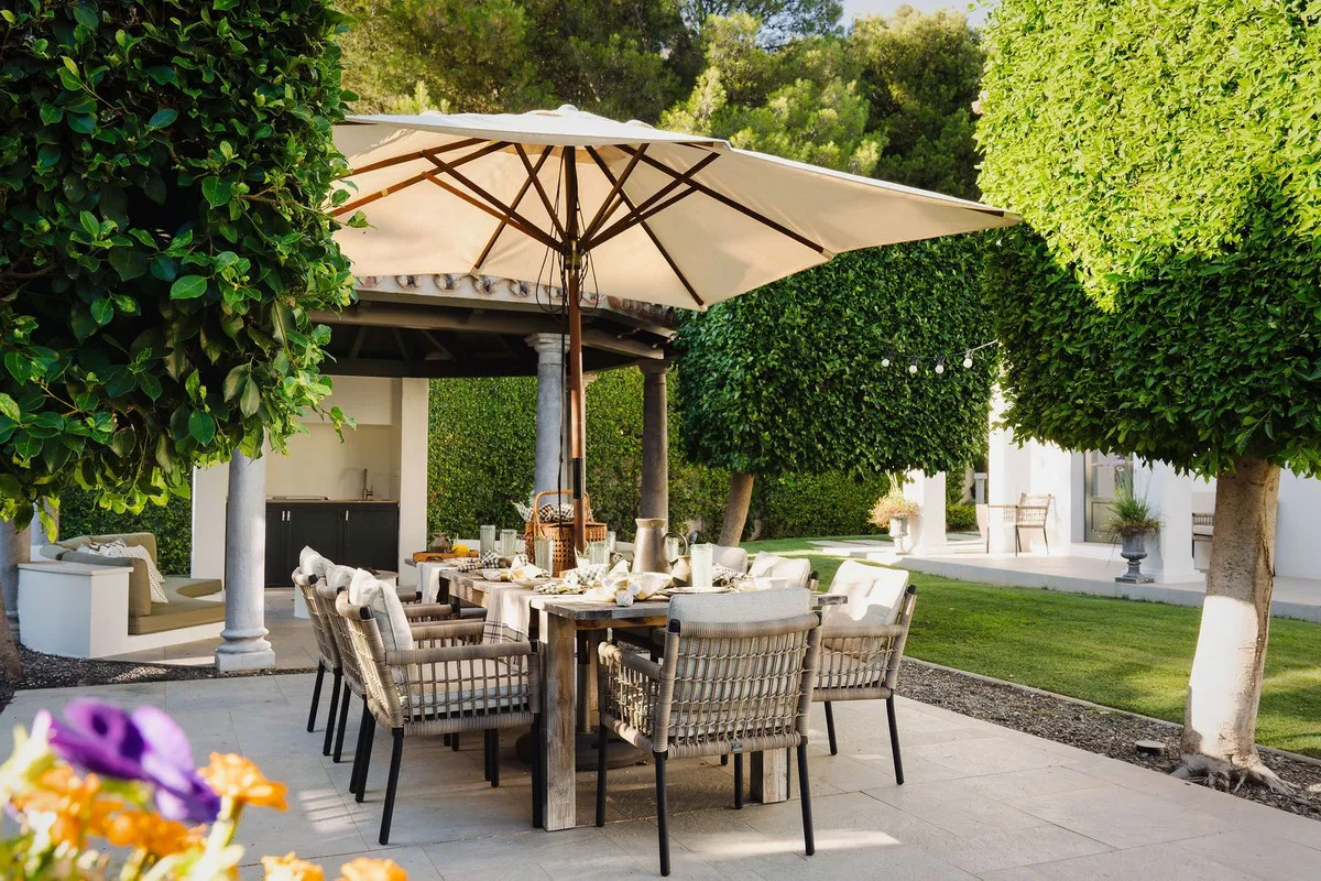 b0207eef-8a88-4ec5-89e2-b0442ff205dd