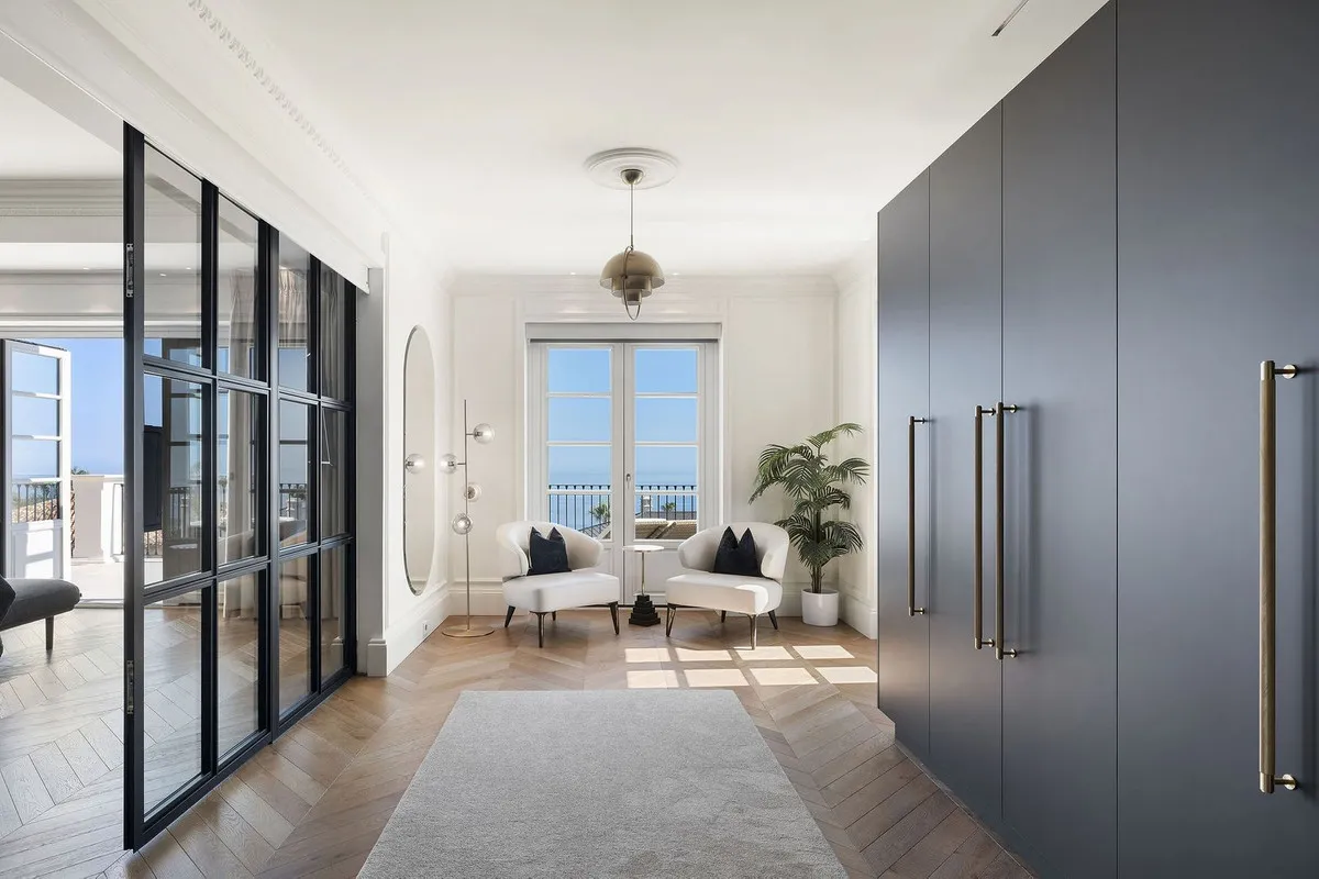 b63ec1f1-4814-4c38-a505-7998d9741b57