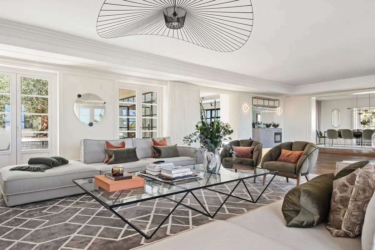 da19fd77-5e59-4966-8884-f7572b433754