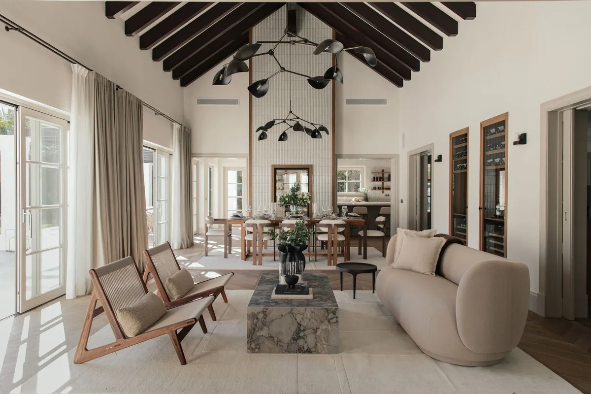 8fccaf8c-7fdd-4293-b3a7-ae8c9a2c5bfc