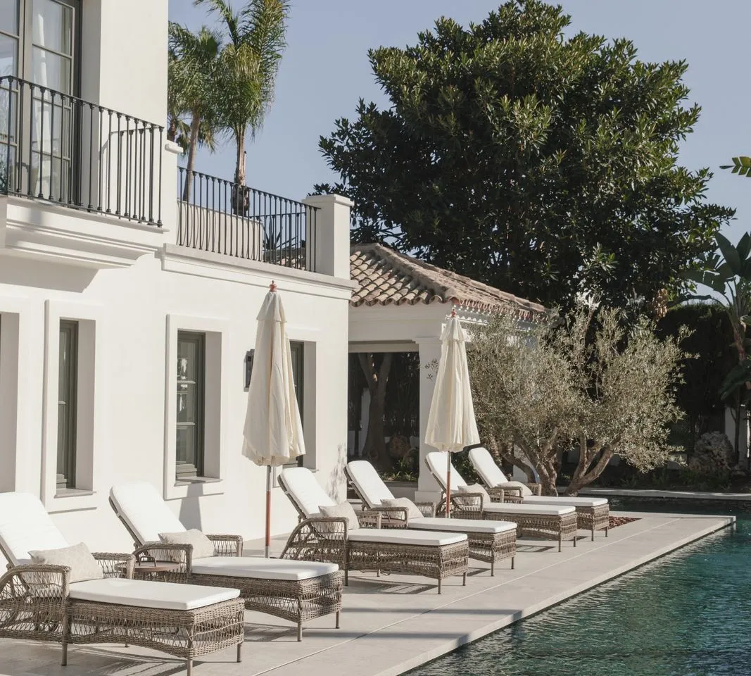 efa7fabd-6e97-4ace-b83b-f2a417c5b3a7