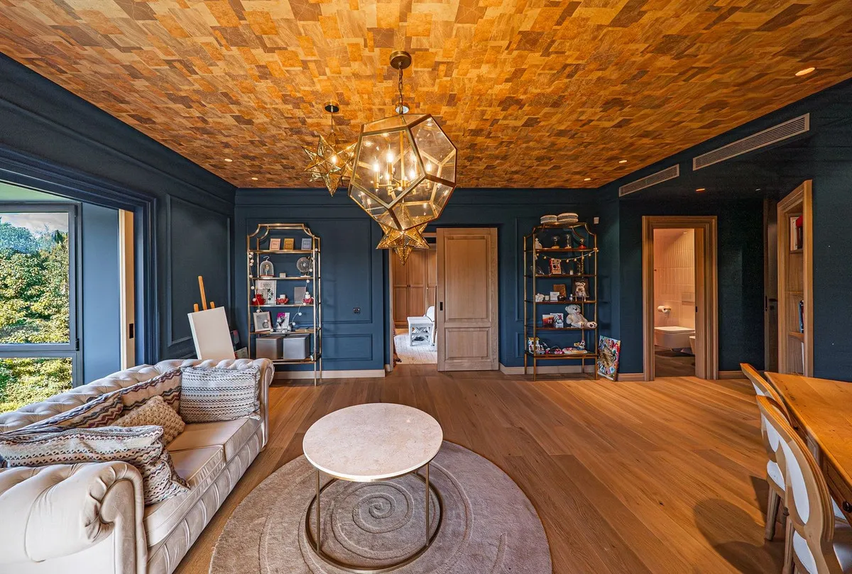 116a82c0-8d92-49c3-aa45-a719d1376068