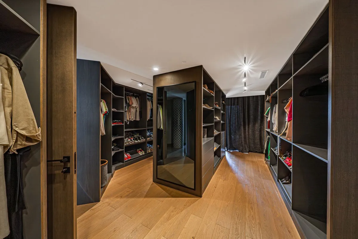 354dab5e-bdba-481c-9f68-147a5c6c1b80