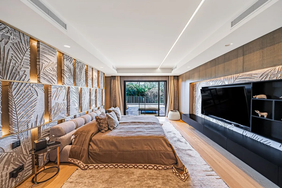 bf707545-5def-45db-9d1f-0e1ce151e353