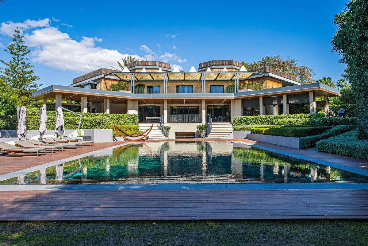 f9082725-a6c8-4418-854d-cfdf71de0cd0