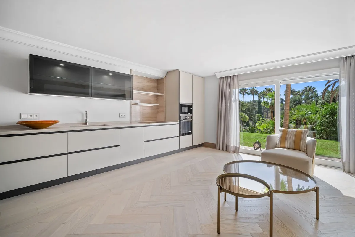 79749da4-da54-4db0-ad90-8b71d62245c9