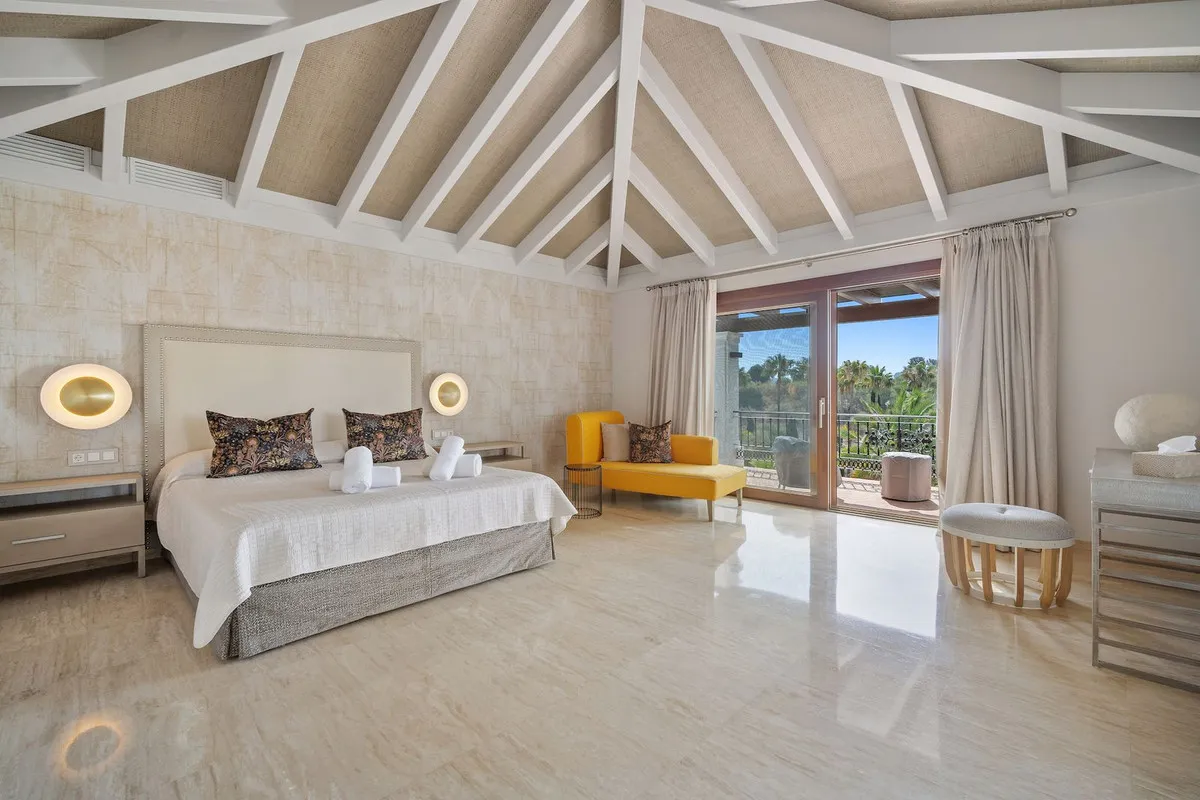 a0f5cc19-02fa-4df9-8a8f-67ab0770ac5e