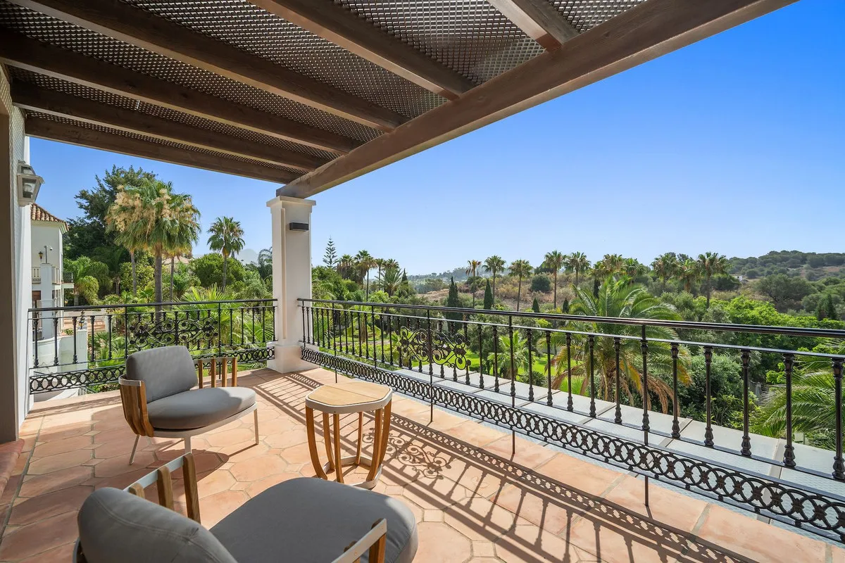 e460e6e6-d3da-414e-a6a2-3be6528f0c7b