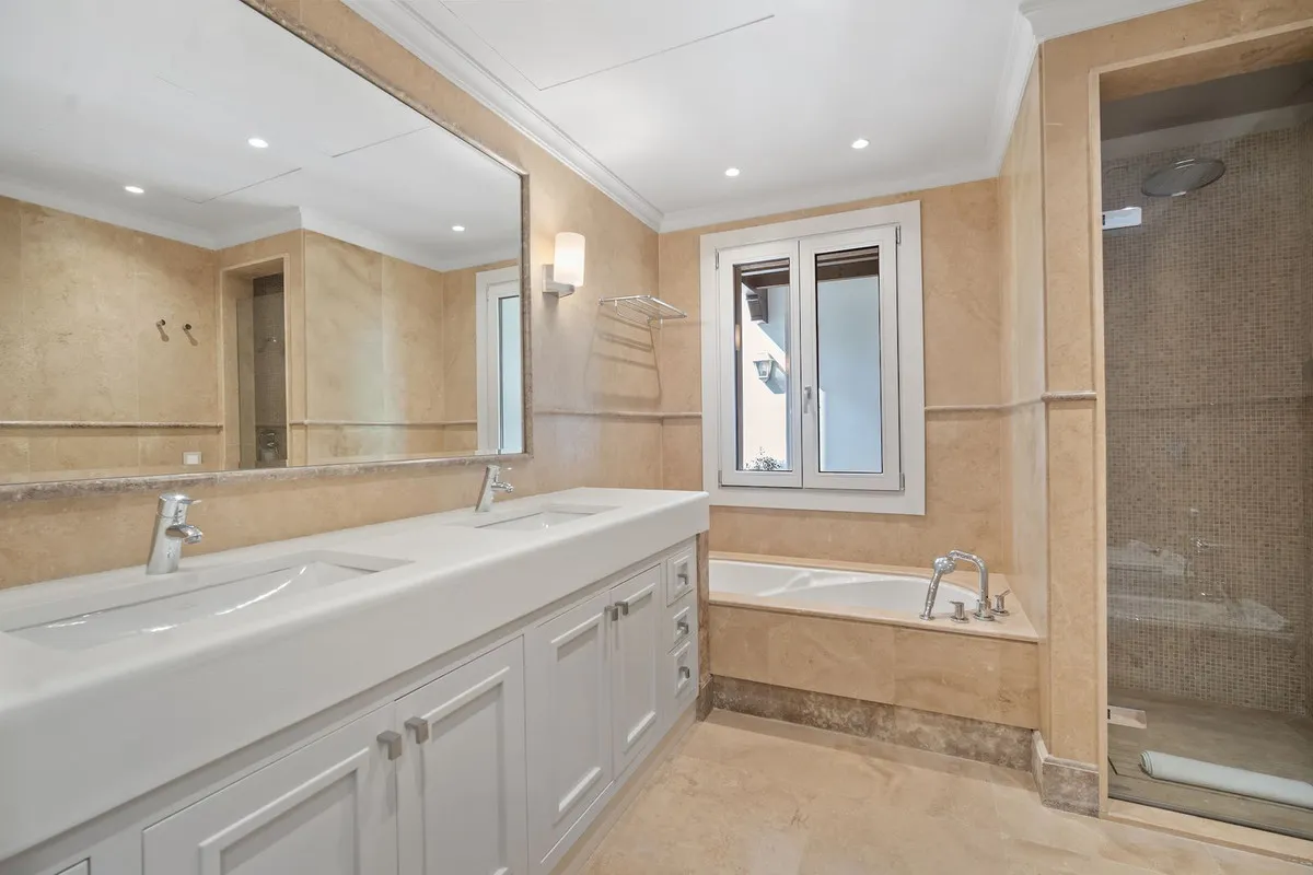 f91986ee-654d-4aea-ab30-f4385cd0f0cd