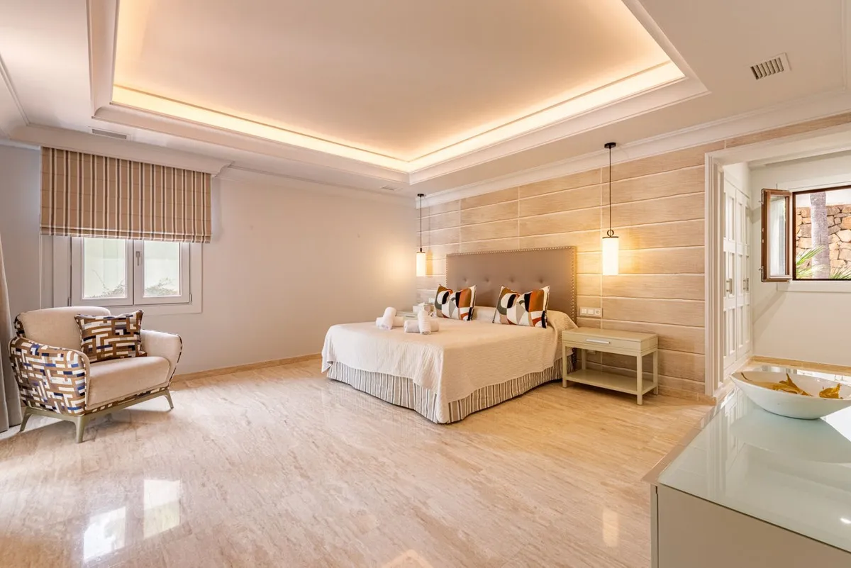 1ebce686-348e-46e2-953c-58ad1843e84b