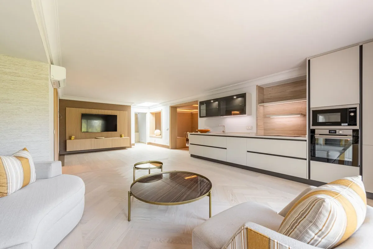 9d3daf92-d4f0-48fe-b5c0-d3d9f9229155