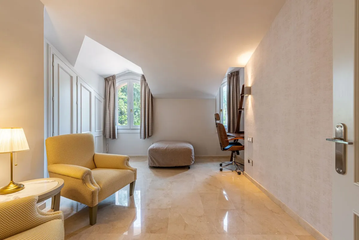 fda3dbe5-11c5-46d5-b979-432d694c937c