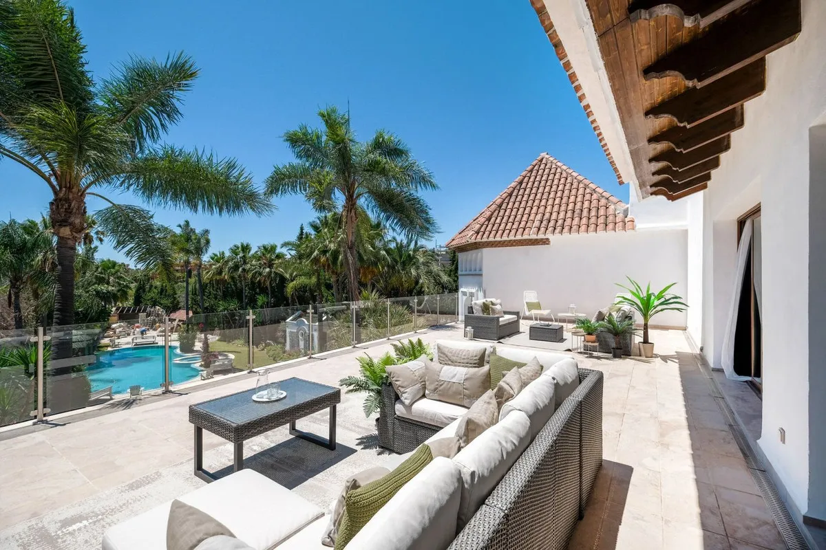 ec0a843d-3644-4c5a-87f9-20b122723dd6