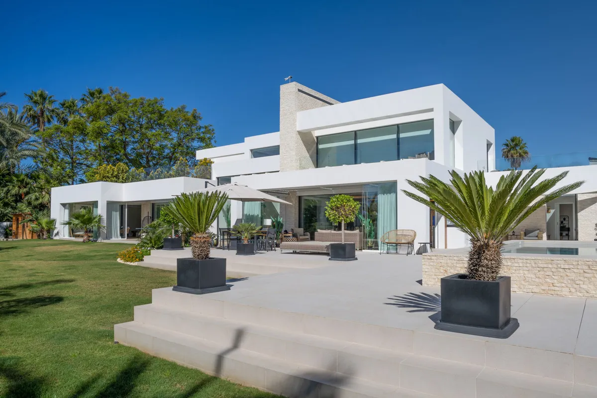 3253d876-3fdd-4f87-be52-e02a944525b1