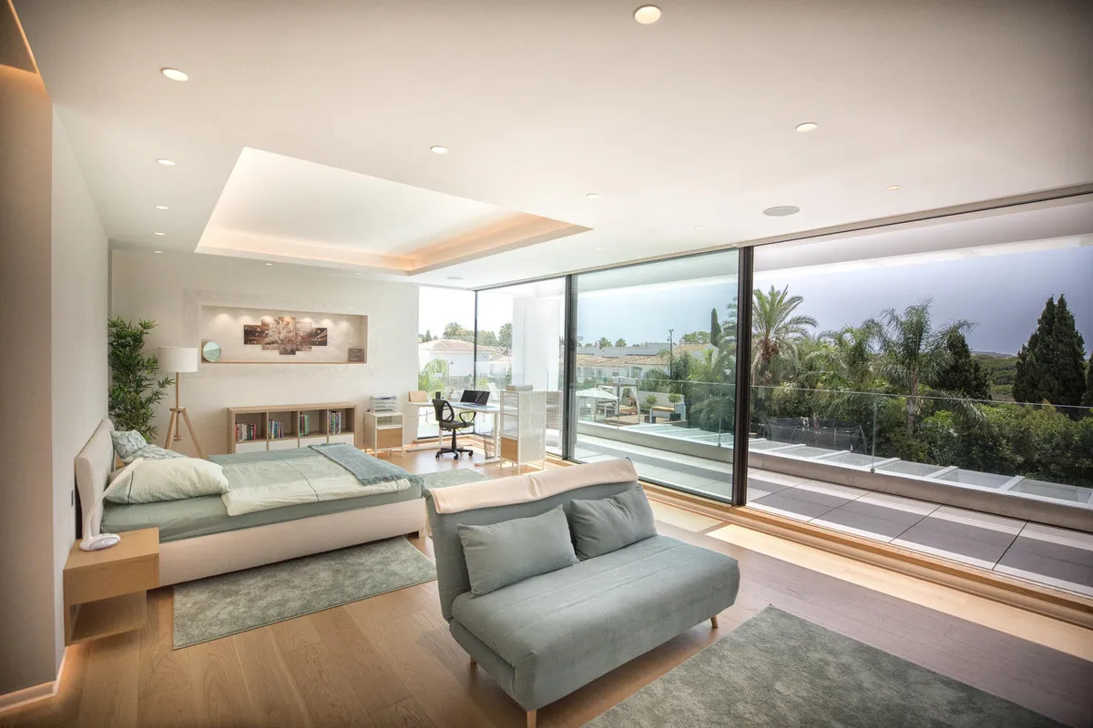 570b5092-520b-4368-84ce-82c8d0f24a51