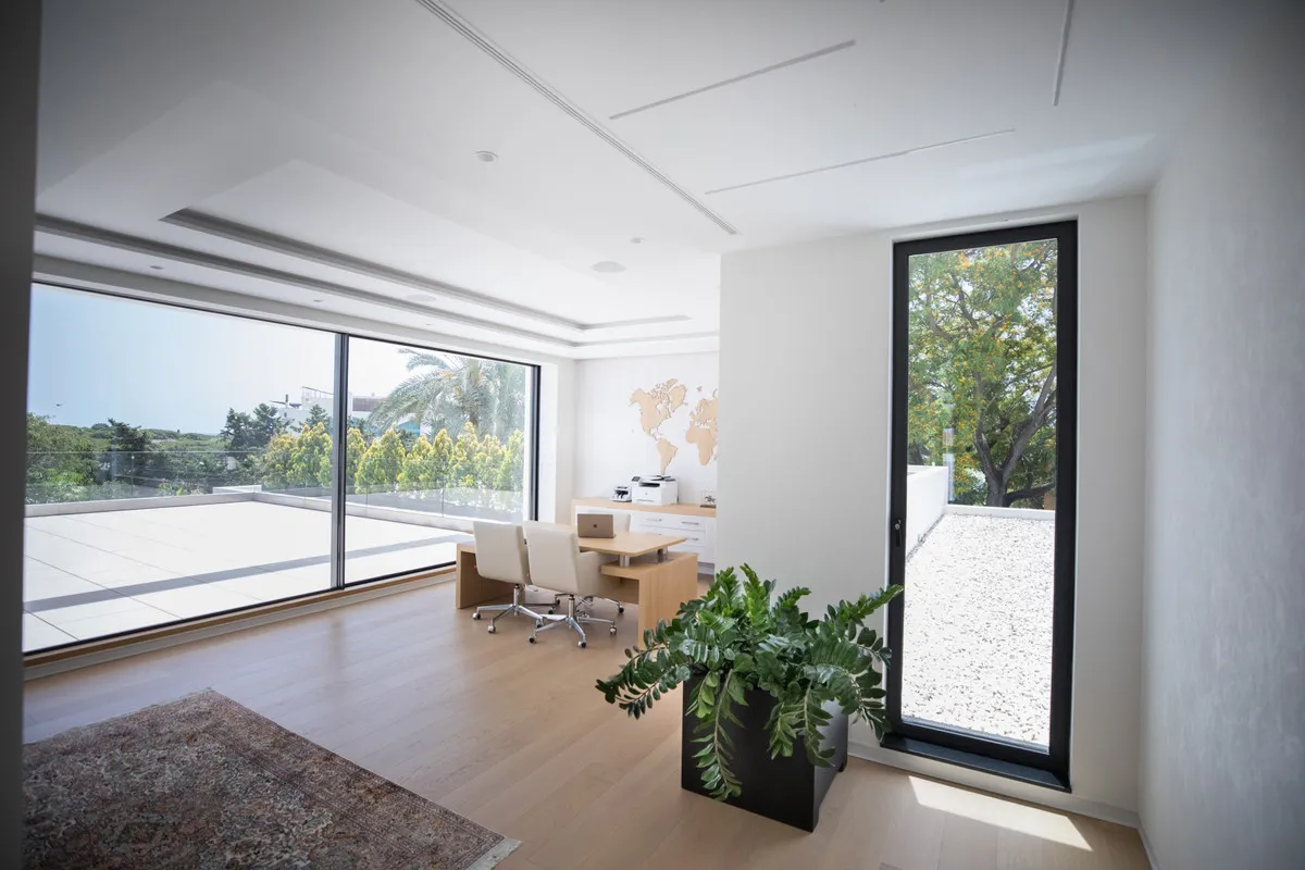 eb2b8ffb-ad87-4622-abb4-d66e469b7781