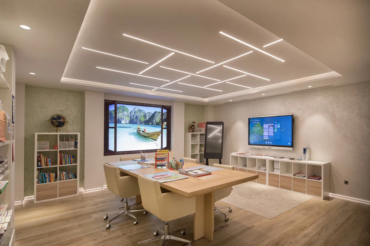 fe8f7818-7a27-4ee9-b1f9-1a28f25b2007