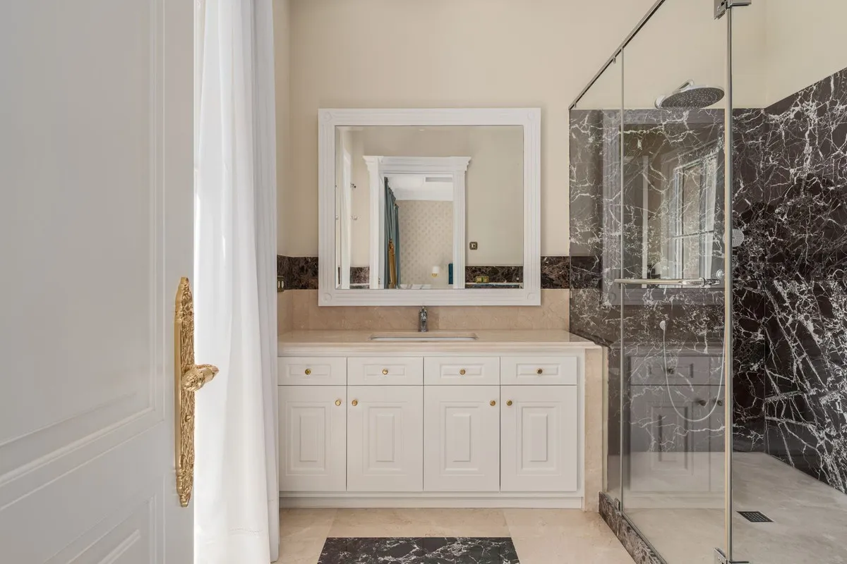 21df6815-6f9b-4383-ae1f-b5bc59d51839