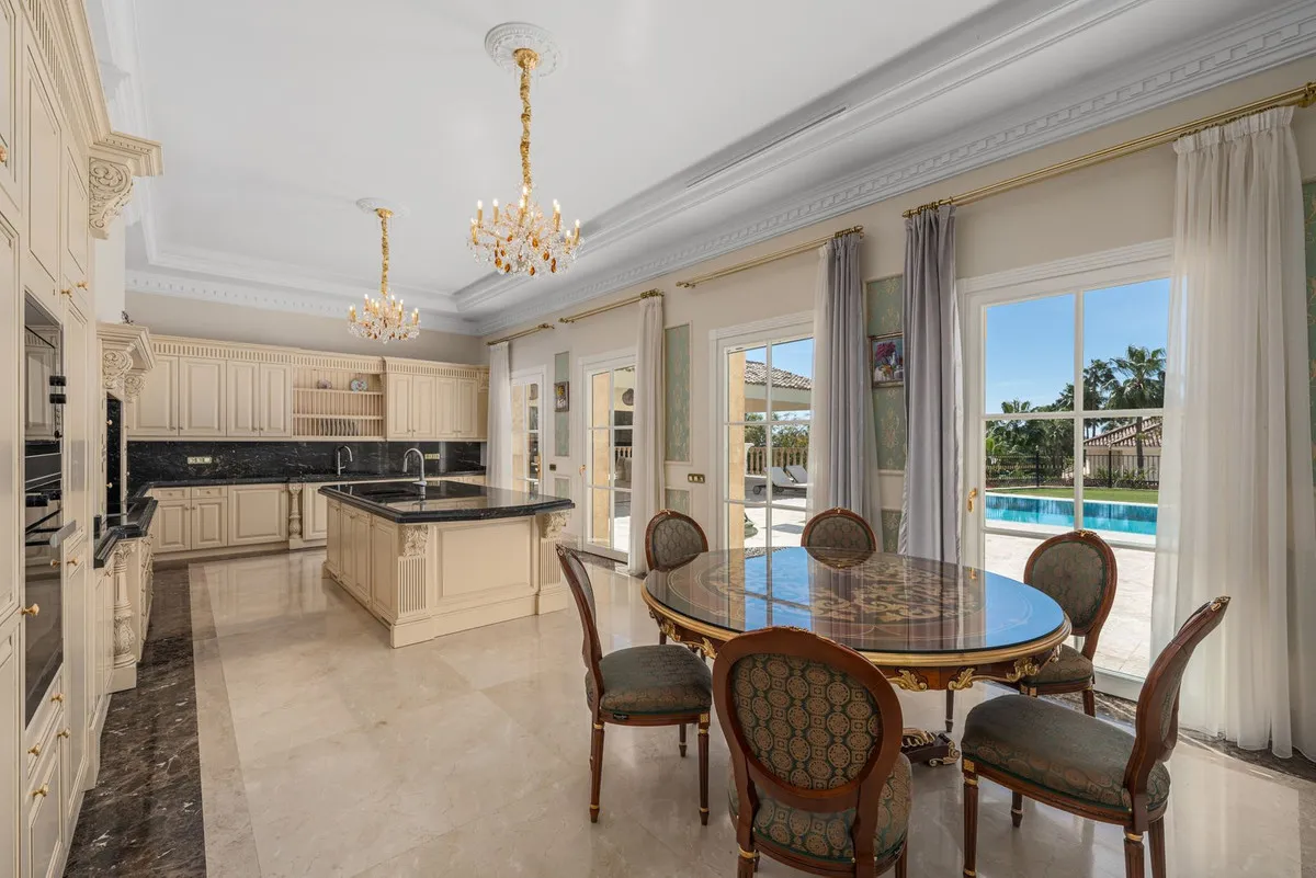 54a24bcd-f778-4b09-9963-42245012fa62