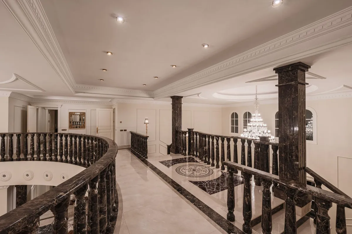 563a2be4-82ee-4134-9b6c-9b1460788e77