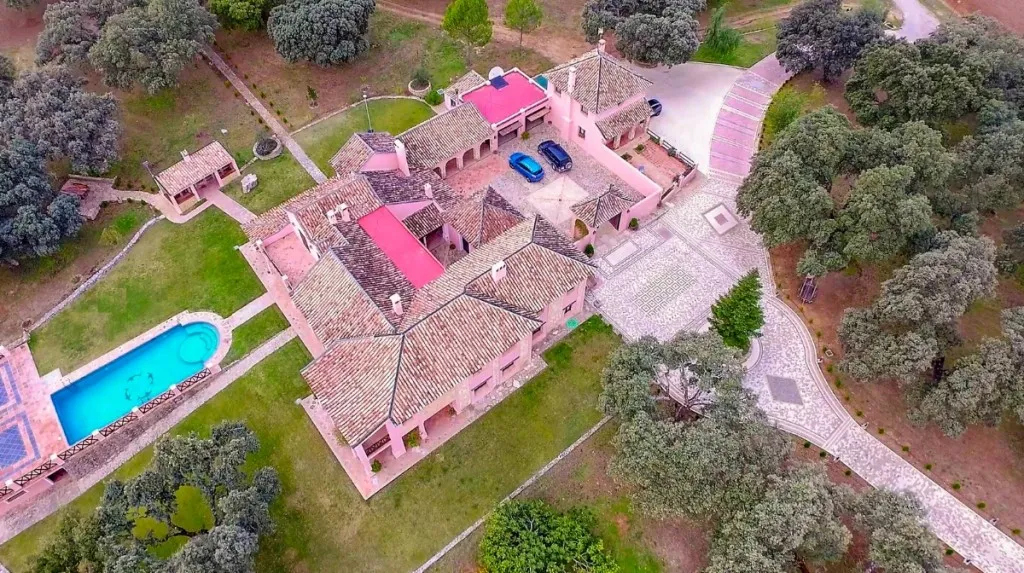 59637509-0672-4615-a187-8fab8d05d6c6