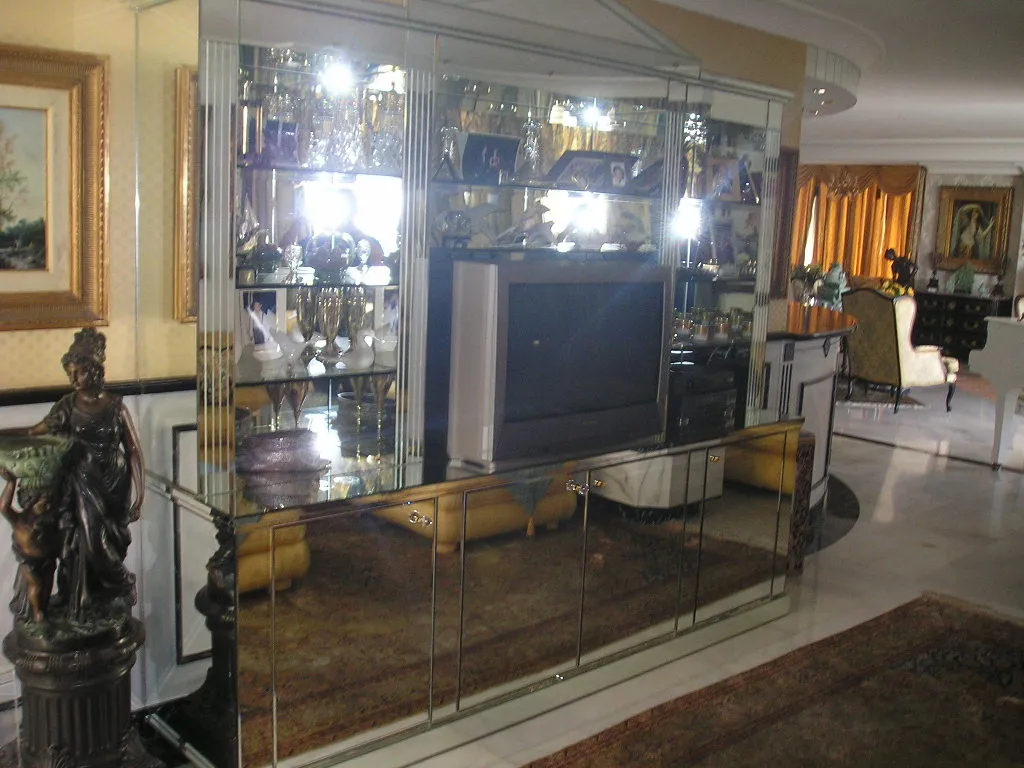 377b2bb5-875c-407b-a164-74e8c499d098