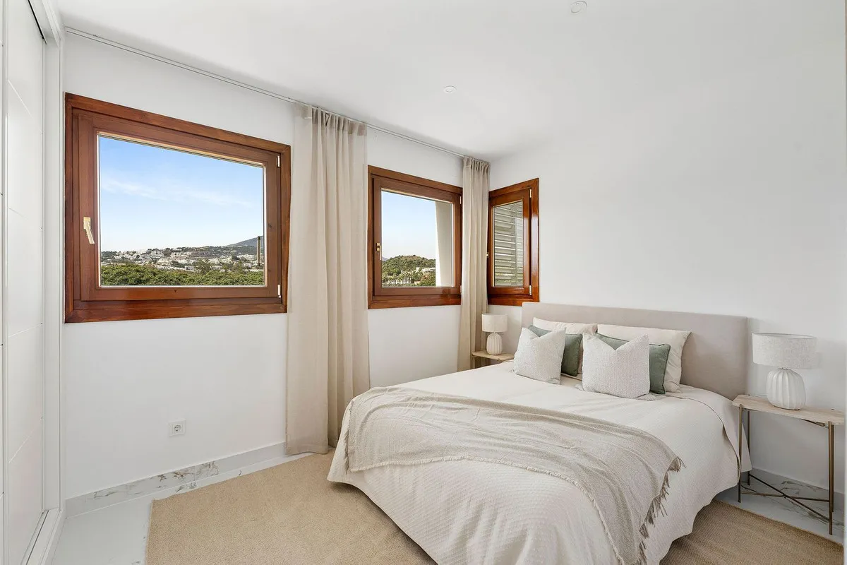 676136b1-701b-4641-a591-19cb2459b1fd