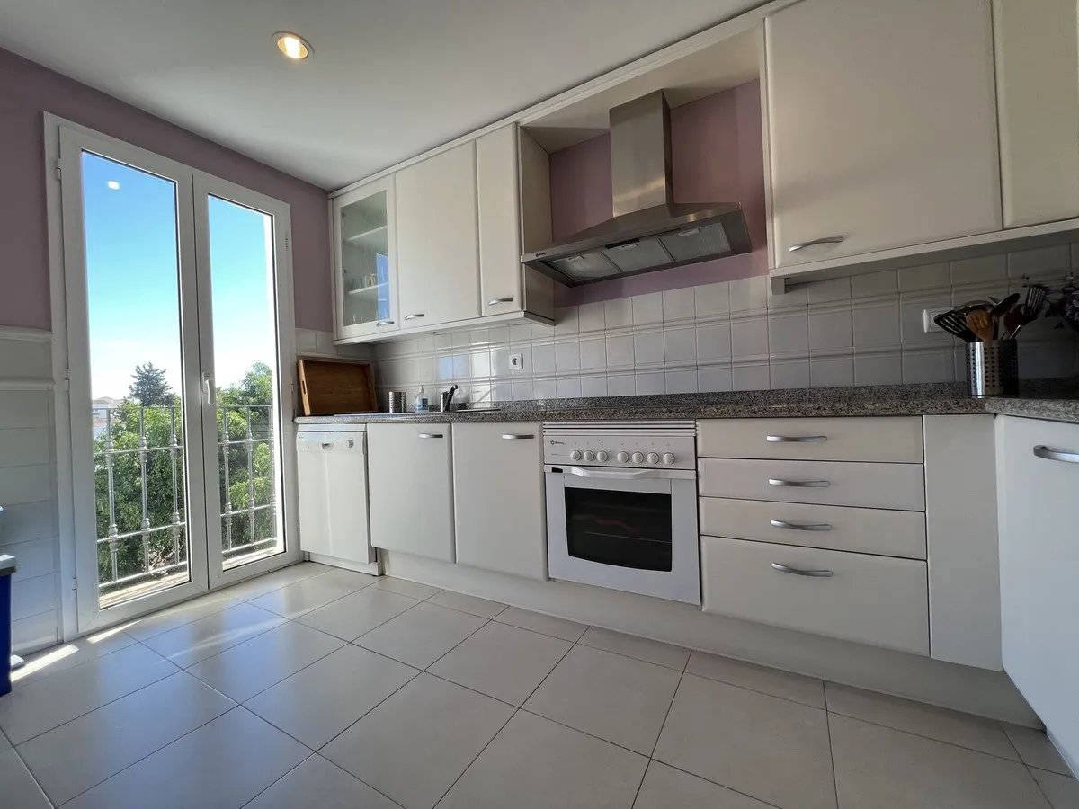 64f1f89f-d5f1-4cdb-bddb-c7700b9d7b24