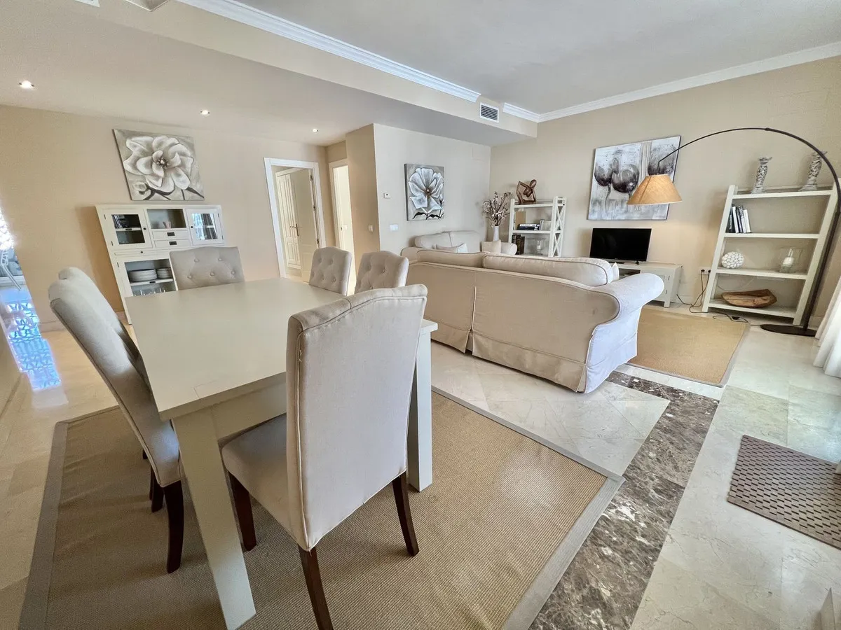 7ace2b9b-95de-410a-bd77-723330a8f138