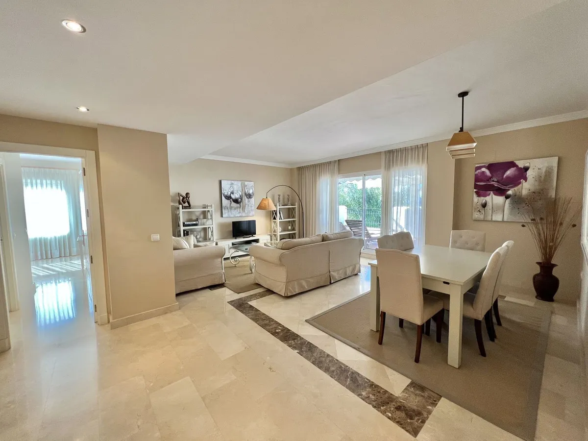 8e800479-6f7a-4d0b-83f0-77637ec518eb