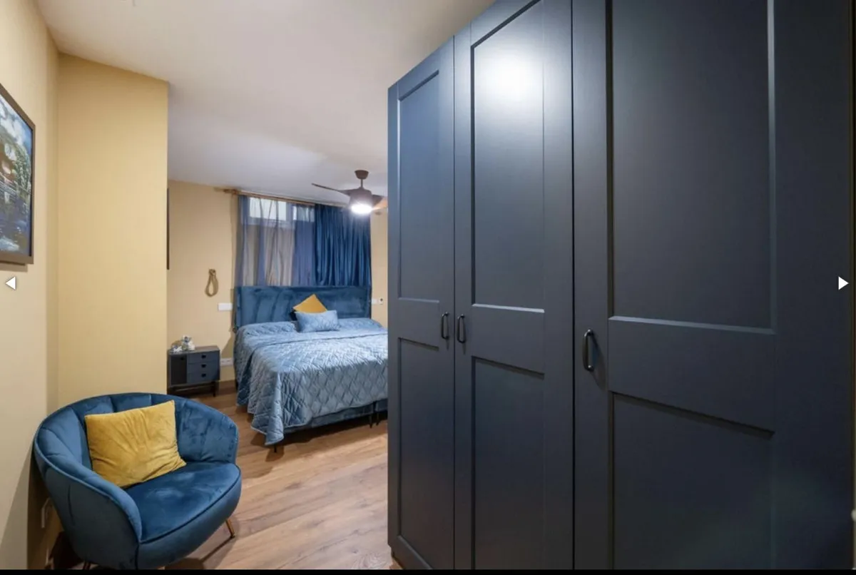 b1049931-87dc-481b-9f61-1855efc68d3b