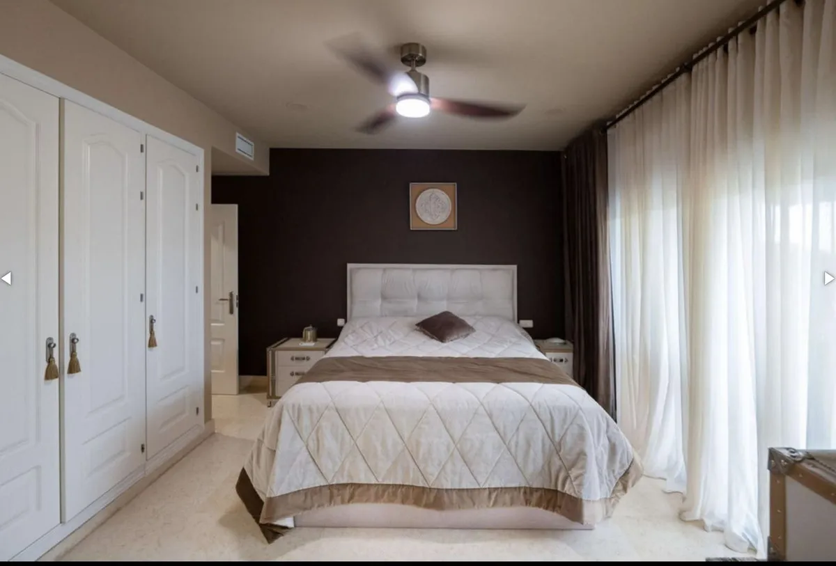 e74a37c5-f5e3-4bed-9647-5f7a95237e8d