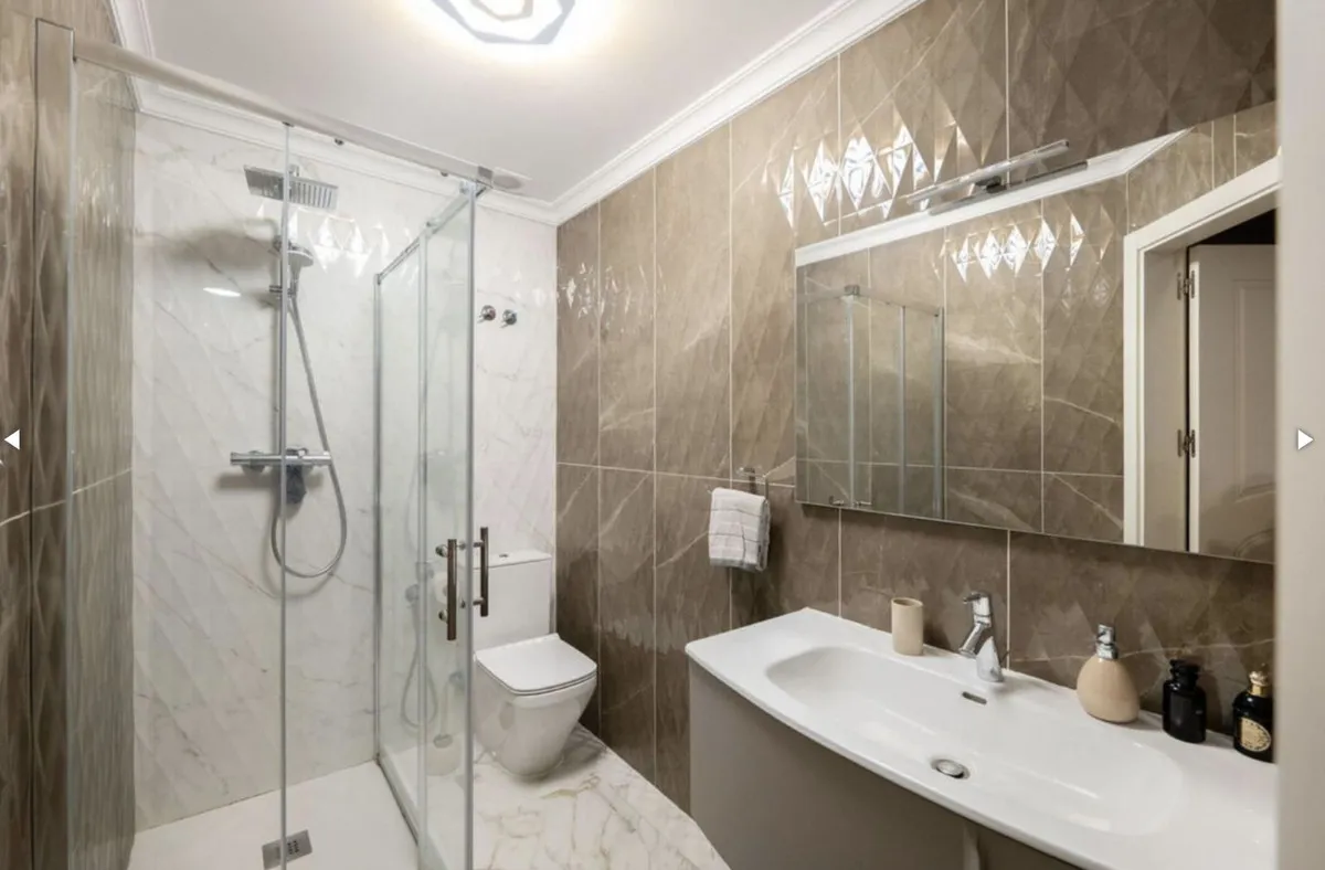 efb0a176-6b98-4823-832d-65f613e9aee8