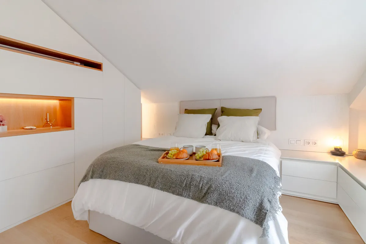 9a61948b-bddc-4a2e-9e63-fb8f0c18a8c1