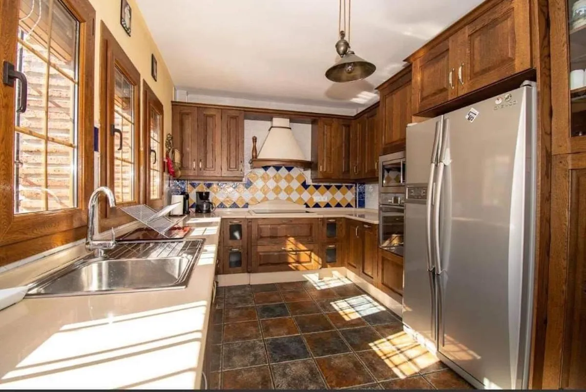 1c50f74f-8a30-4b67-a85e-76757e73b636