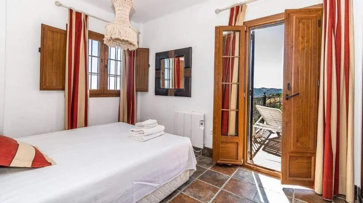 8f61abce-0dcf-45b3-bade-b1fab64a546e