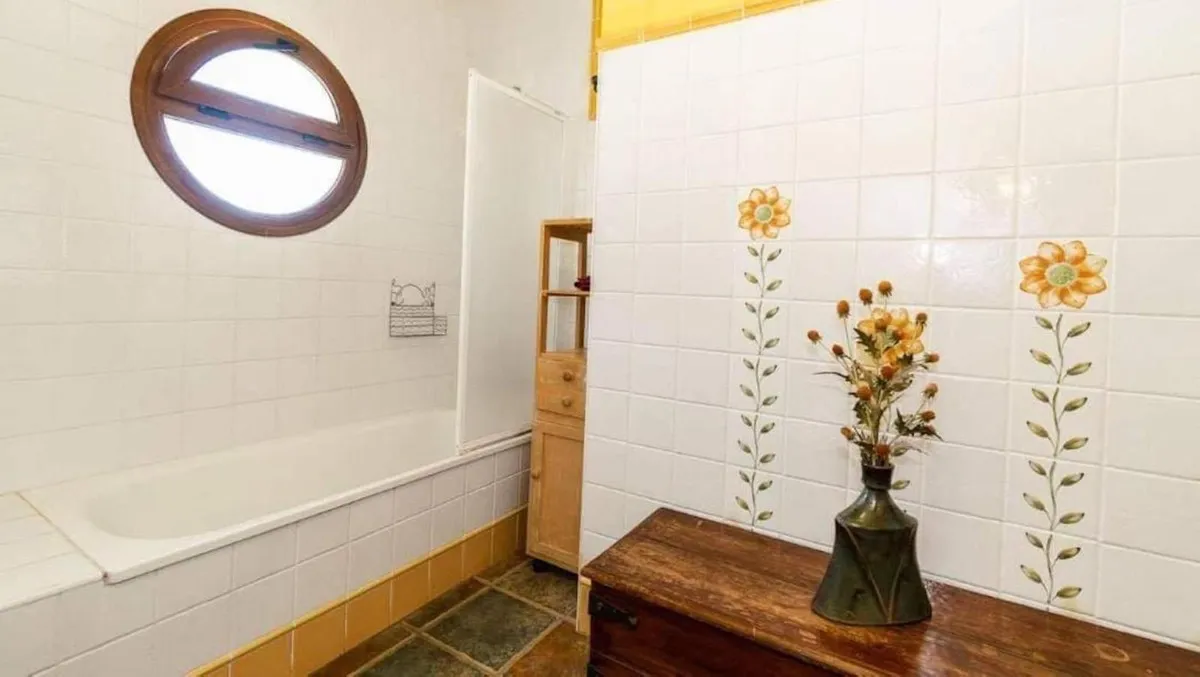 9f590354-c217-4412-830a-bdba85a684fb