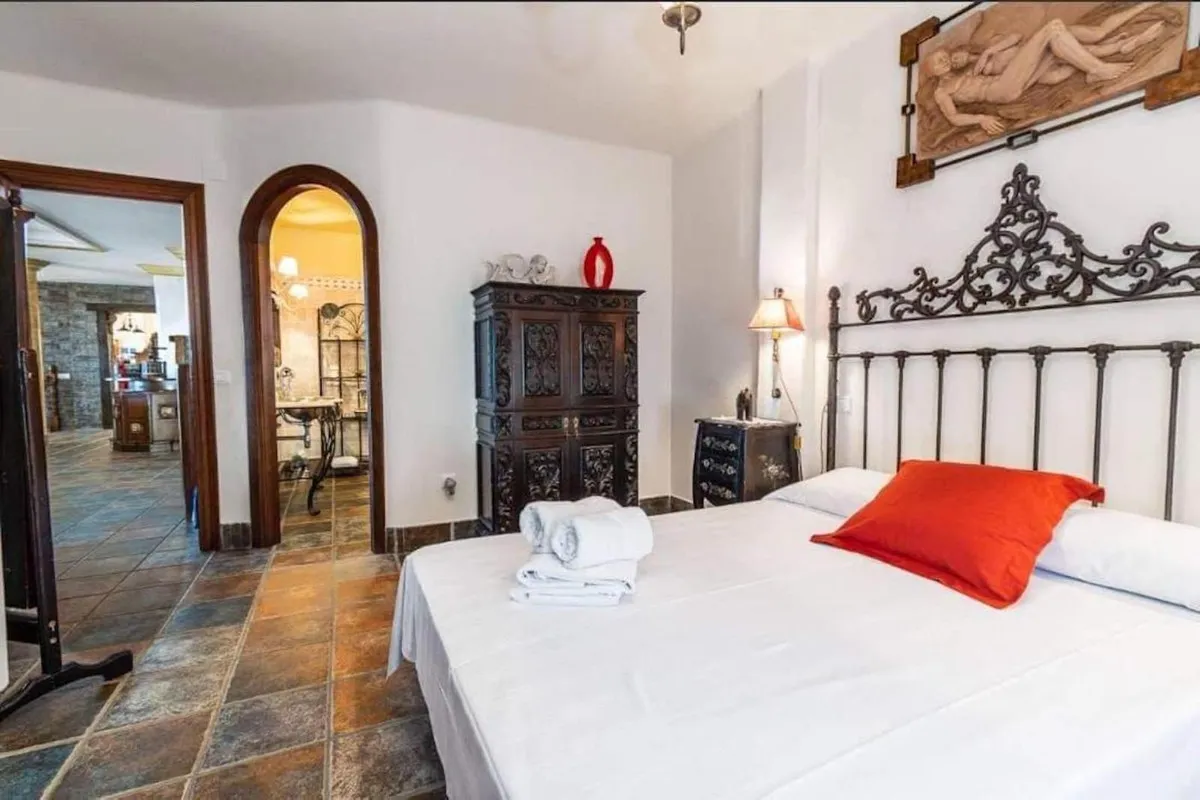 aaf175c1-b119-4e62-8222-3138fc14d632