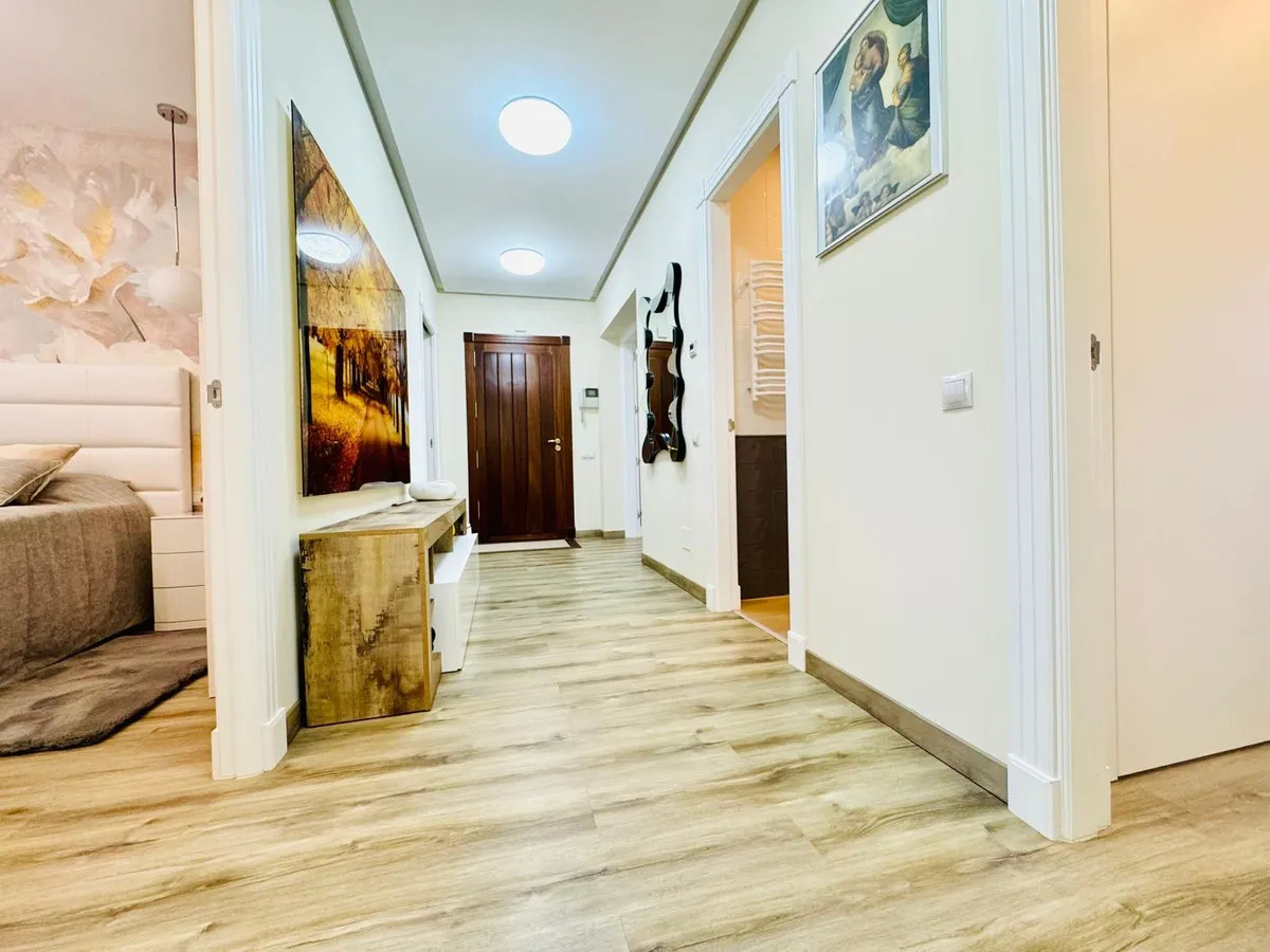 2c8512de-e18f-464b-93c3-7d9cb32dacbe