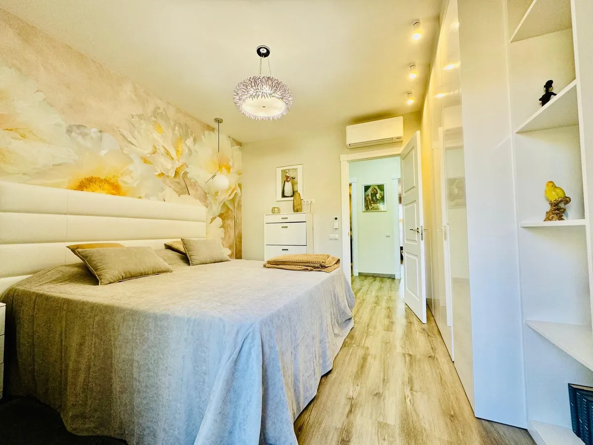 d20916f3-21e3-4ca0-bd98-f714770e64aa