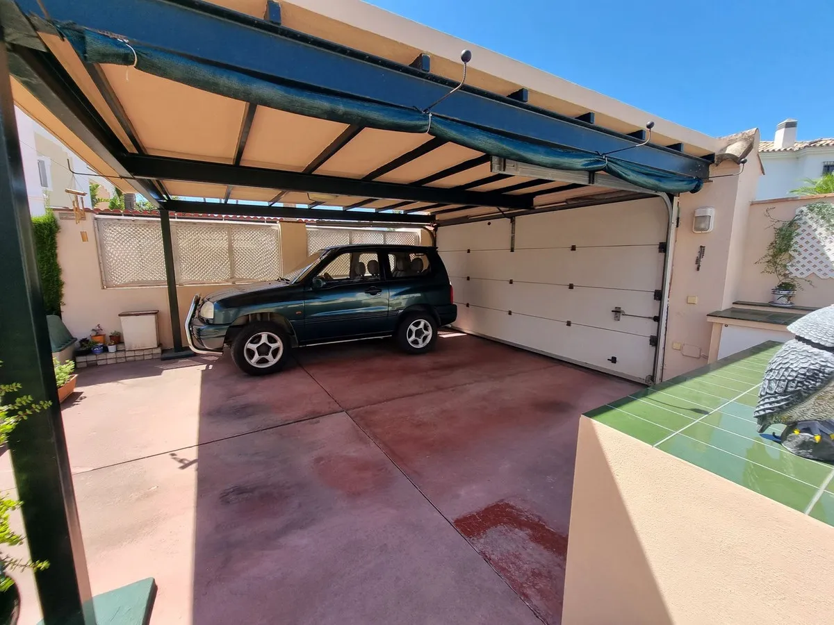 0273acf2-8f4a-4b0f-8491-f05f618c8079