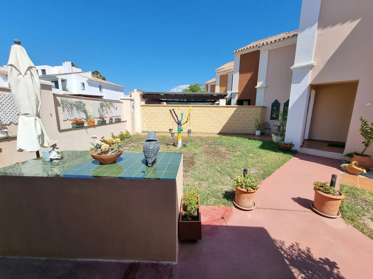 355cf4c3-9e98-43ed-959e-575f50854cb9