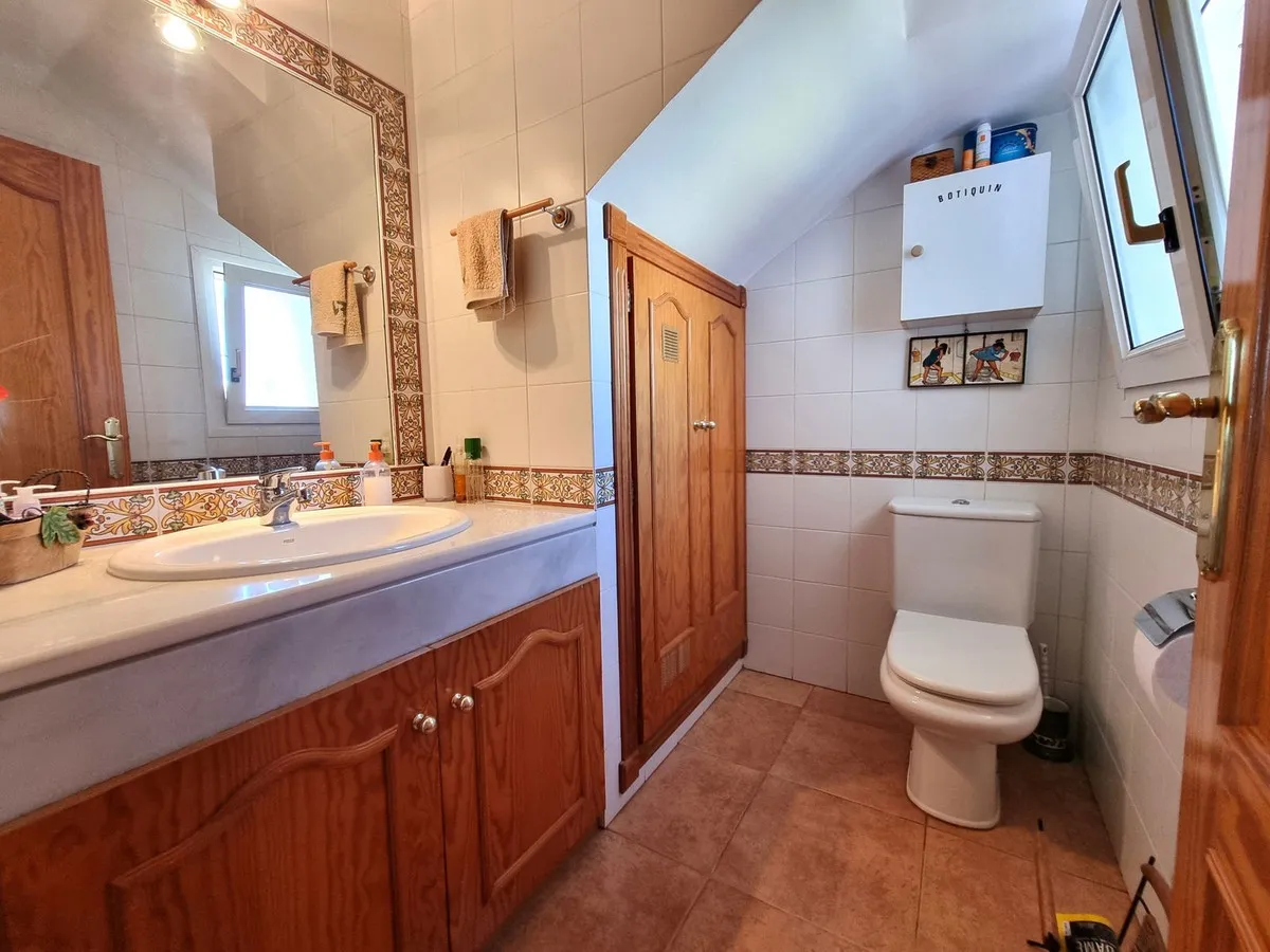 704e55b4-9227-47ea-a843-bc4d8361f2fa