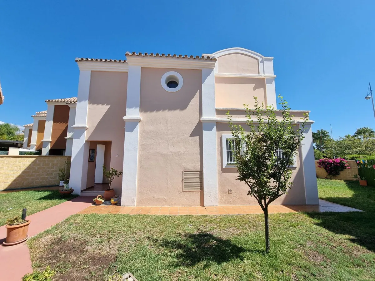 a42ae9fd-4cab-43e3-91bd-df527307e749