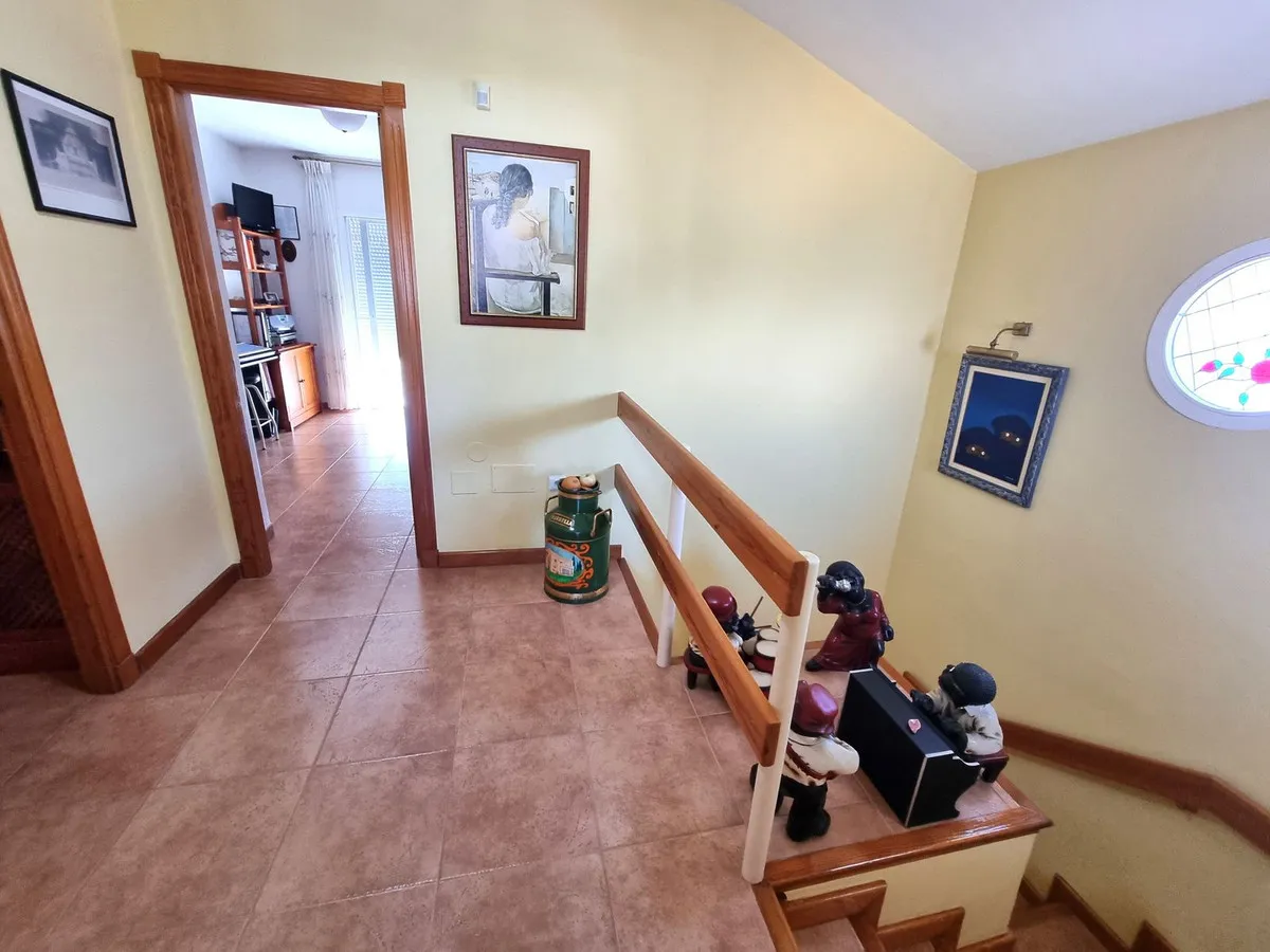 e0246d7f-9cb1-4851-a411-aa61d6c630cf