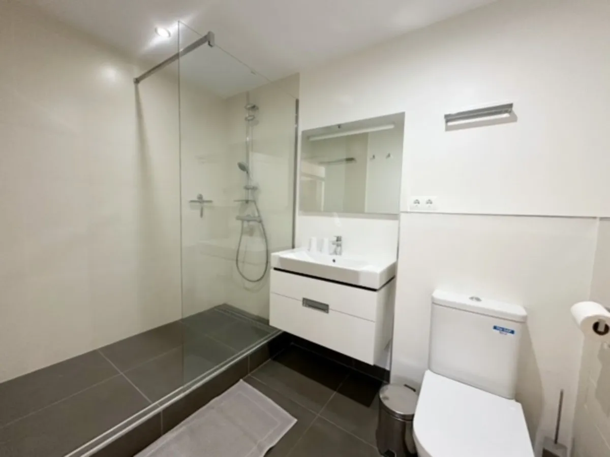 61a95678-182c-490f-9b7a-c94dfa7a4072